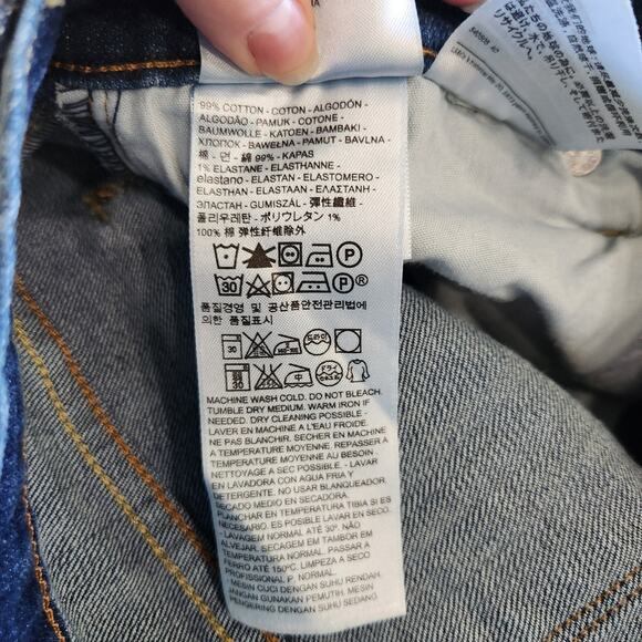 Levi's 505 Mid Rise Straight Leg Jeans Pockets Dark Wash Blue Denim Size 31 - Picture 8 of 9